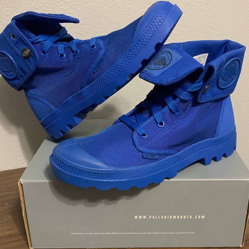 Women's NIB Palladium Mono Chrome Baggy II Boots Women's 10, 10.5, 11